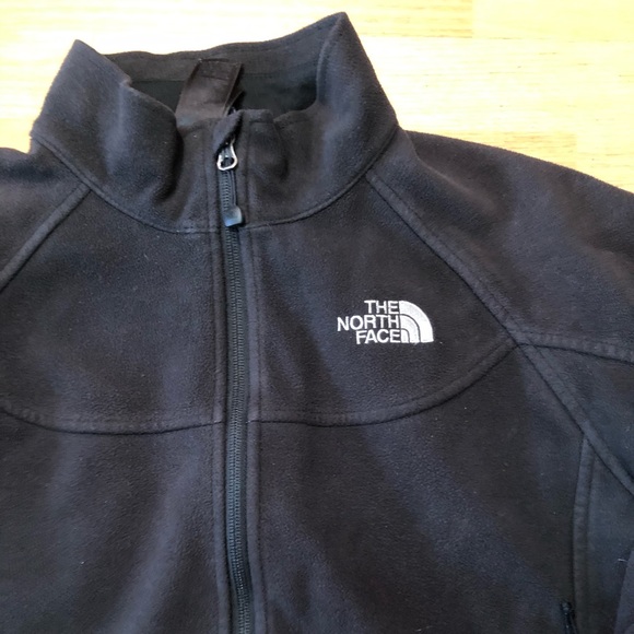 The North Face Black Apex Jacket - Picture 2 of 8